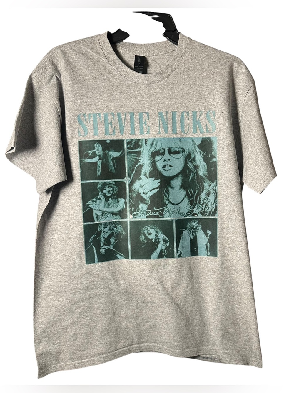 Stevie Nicks Graphic Tee in Heather Gray with Teal Print New Without Tags